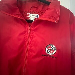 Vintage Red Clique windbreaker National Corvette Museum bowling green KY medium